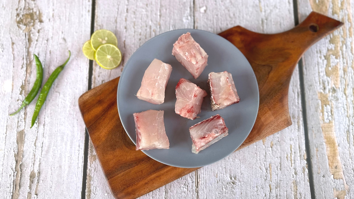 xr:d:DAFdJvlDBKw:15,j:1593152042,t:23032706 Thenga Paarai / Trevally - Curry Cut / Cubes — തേങ്ങാപ്പാറ (Thenga Paara) - Image 1